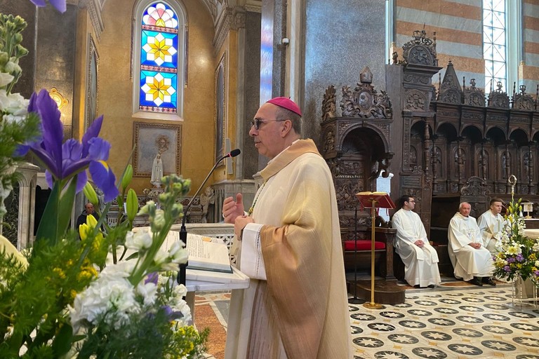 Immagine del post 19035 - Altamura Veglia Pasquale in Cattedrale con il Vescovo Russo - Altamura