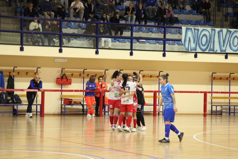 Immagine del post 13437 - Altamura Soccer Altamura brillante ma si arrende alla capolista - Altamura