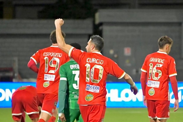 Immagine del post 16922 - Altamura Team Altamura, il derby pugliese è biancorosso - Altamura