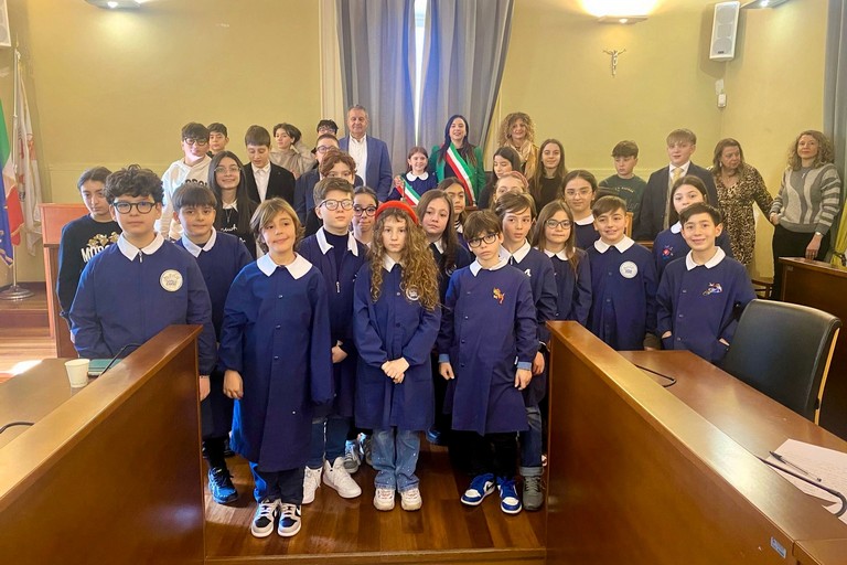 Immagine del post 3356 - Altamura S'insedia il nuovo consiglio comunale delle ragazze e dei ragazzi - Altamura