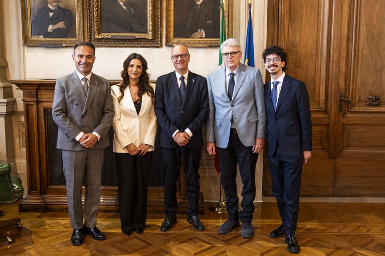 Immagine del post 7114 - Altamura Attestato di merito del ministro a uno studente altamurano - Altamura