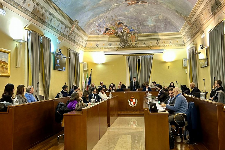 Immagine del post 5936 - Altamura Consiglio comunale: botta e risposta nel gruppo dei Popolari - Altamura