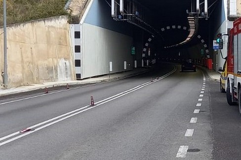 Statale 96: chiusure notturne nel tratto della galleria a Gravina - Altamura