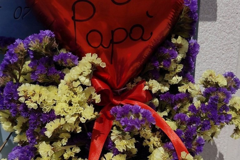 Furti di fiori e oggetti dalle lapidi del cimitero - Altamura
