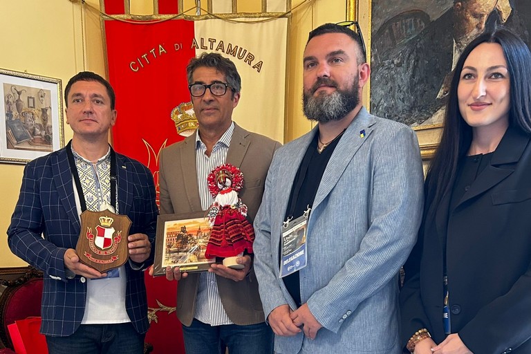Immagine del post 9789 - Altamura Delegazione dell'Ucraina ricevuta al Comune - Altamura