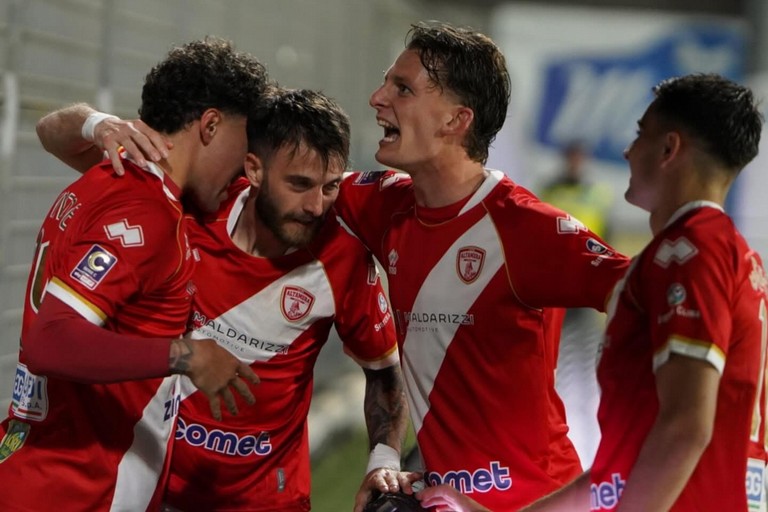 Team Altamura, pari nel derby con il Cerignola - Altamura