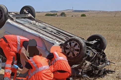 Incidente su Altamura - Foresta Mercadante, auto fuori strada - Altamura