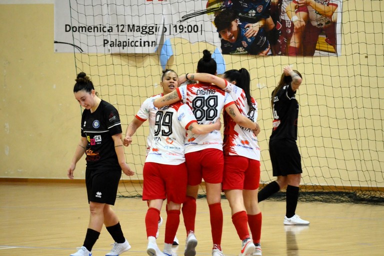 Immagine del post 4448 - Altamura Soccer Altamura: arriva la capolista Women Roma - Altamura