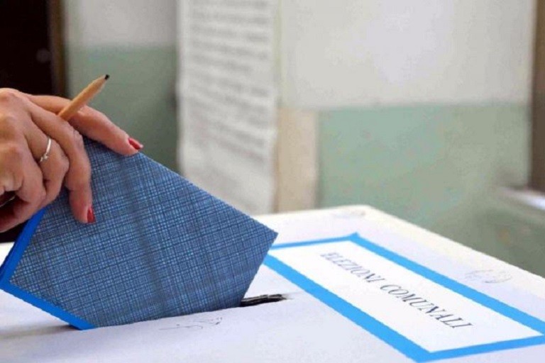 Elezioni: affluenza in calo, oggi il verdetto su nuovo presidente della Regione - Altamura