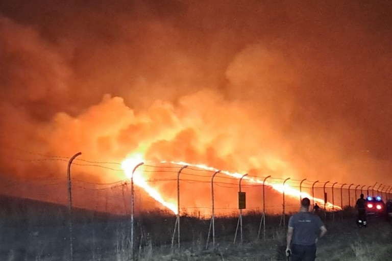 Immagine del post 24249 - Altamura Altri 500 ettari in fumo nel Parco, fiamme in siti militari - Altamura