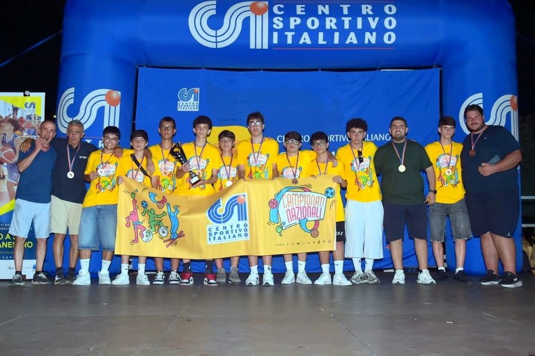 Immagine del post 22158 - Altamura Calcio a 5: Oratorio Fornaci porta Altamura in fasi nazionali - Altamura
