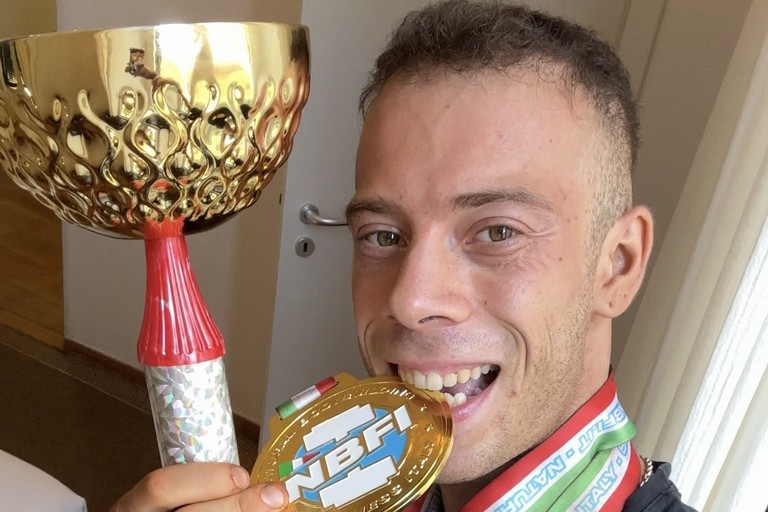 Immagine del post 12169 - Altamura Remo Cozzo, esordio vincente nel "body building" - Altamura