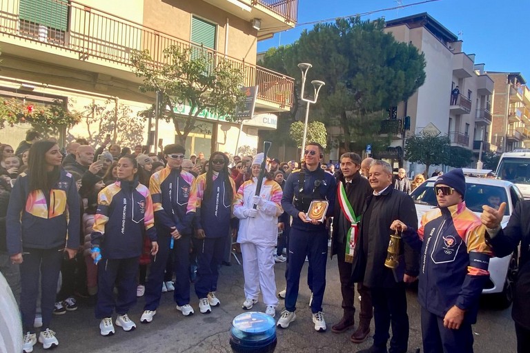 Immagine del post 15420 - Altamura Milano-Cortina 2026: la fiamma olimpica ad Altamura - Altamura