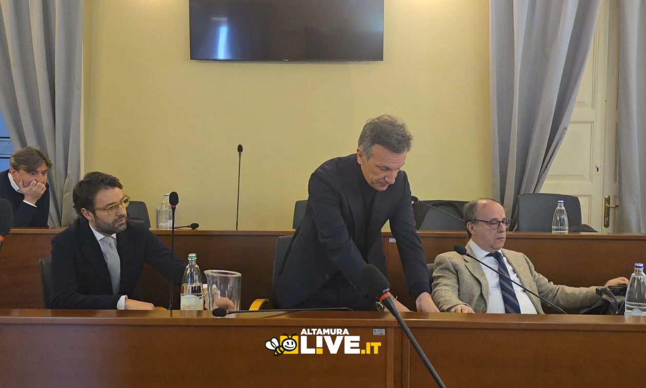 Immagine del post 16714 - Altamura Presidio permanente dell’Opposizione: “Consiglio comunale bloccato. Chiesto l’intervento del Prefetto” - Altamura