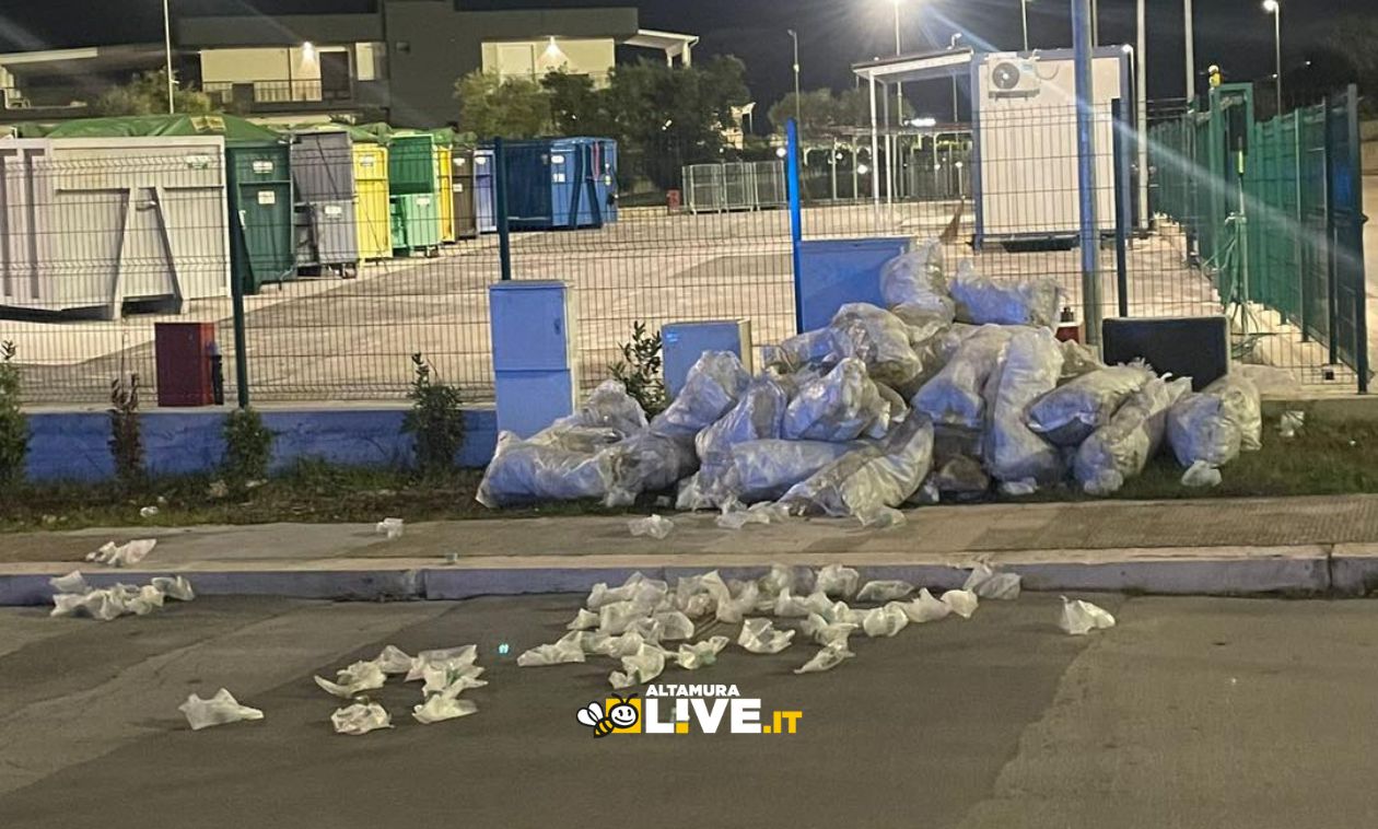 Immagine del post 13542 - Altamura Rifiuti abbandonati accanto al nuovo Centro di Raccolta in via Fornace Corrente Le Fogge di Altamura - Altamura