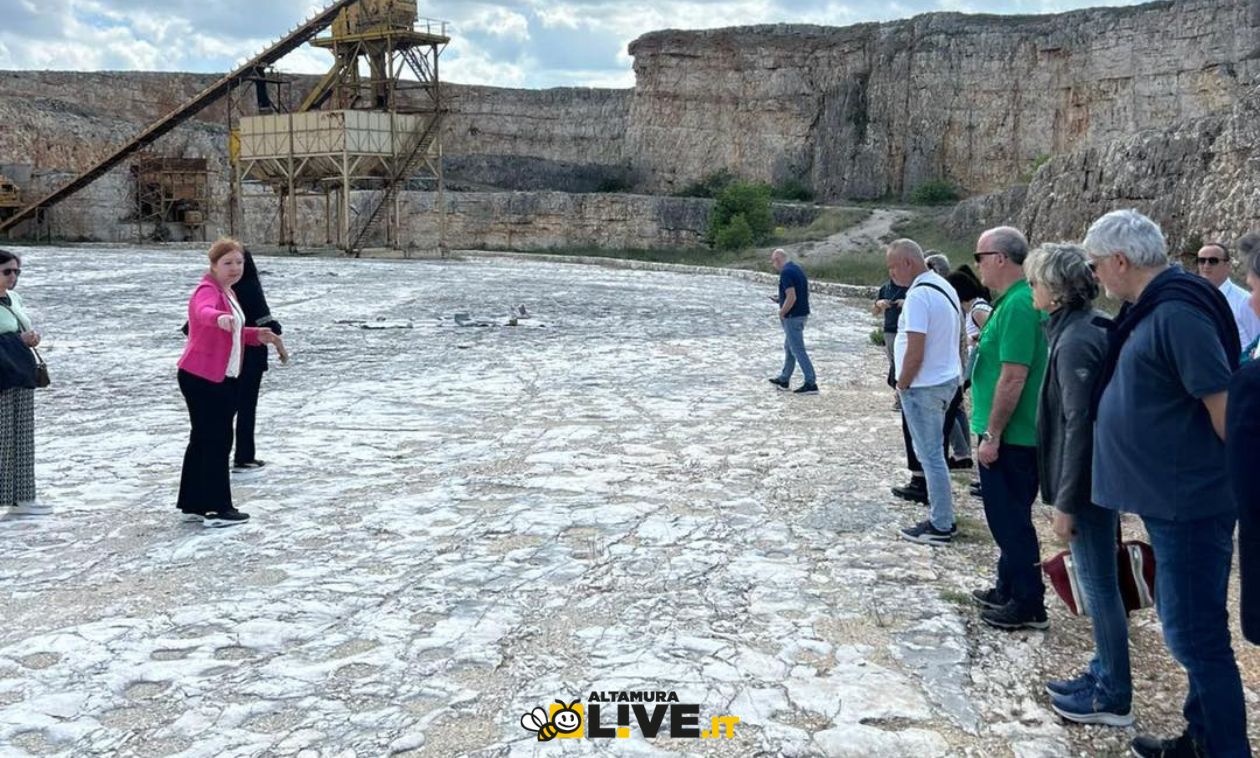Delegazione UNESCO e dei Geoparchi italiani ad Altamura. Visitati Centro Storico, Orme dei dinosauri e Centro Visite Lamalunga - Altamura
