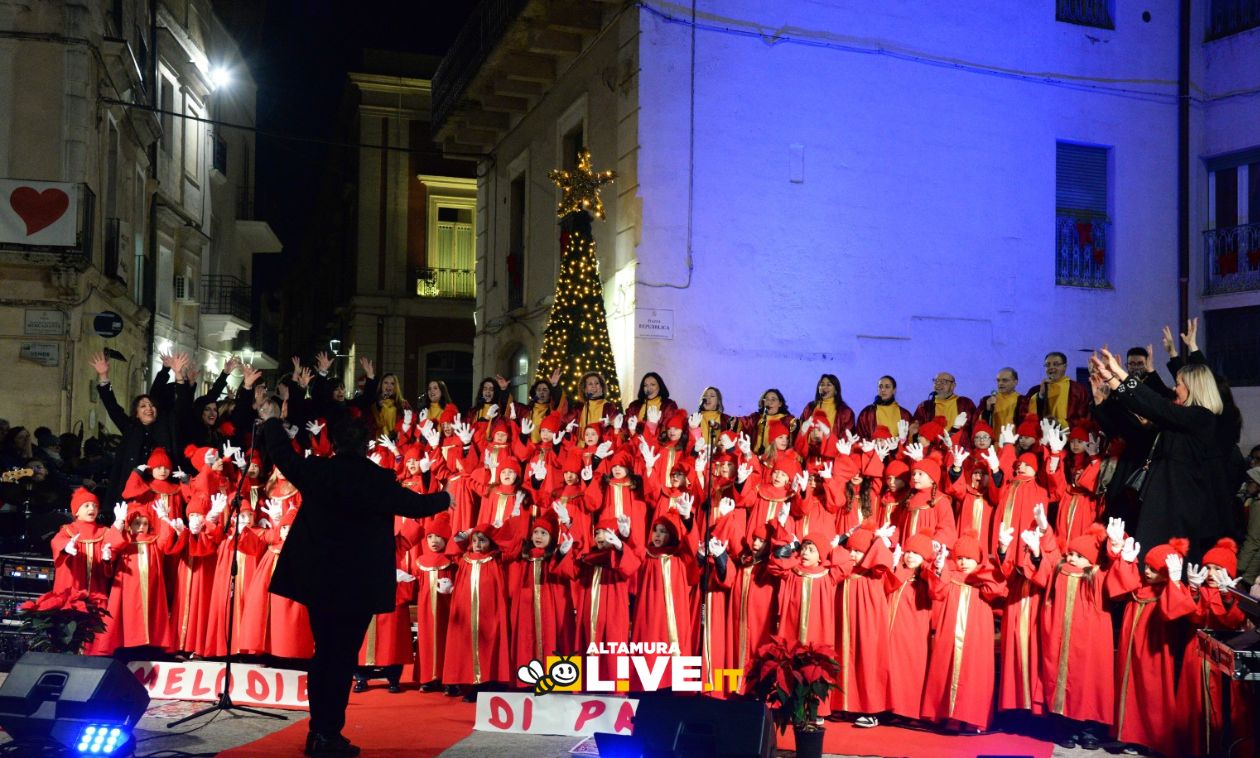 “Melodie di Pace” sul palco i bambini di 5 anni con il coro gospel Joyful Chorus, diretti dal Maestro Roberto Angiulo - Altamura