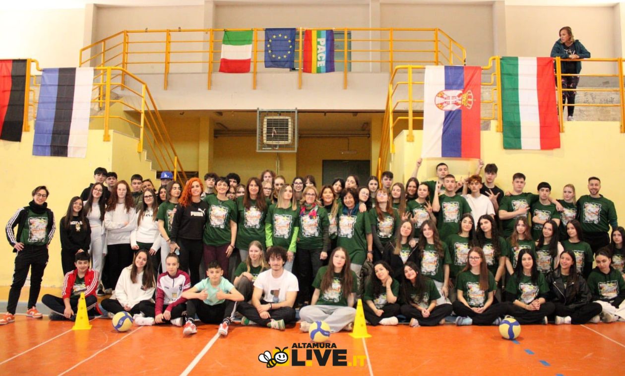 Immagine del post 7154 - Altamura Liceo Federico II di Svevia: la Settimana internazionale dei giovani è stata un successo - Altamura