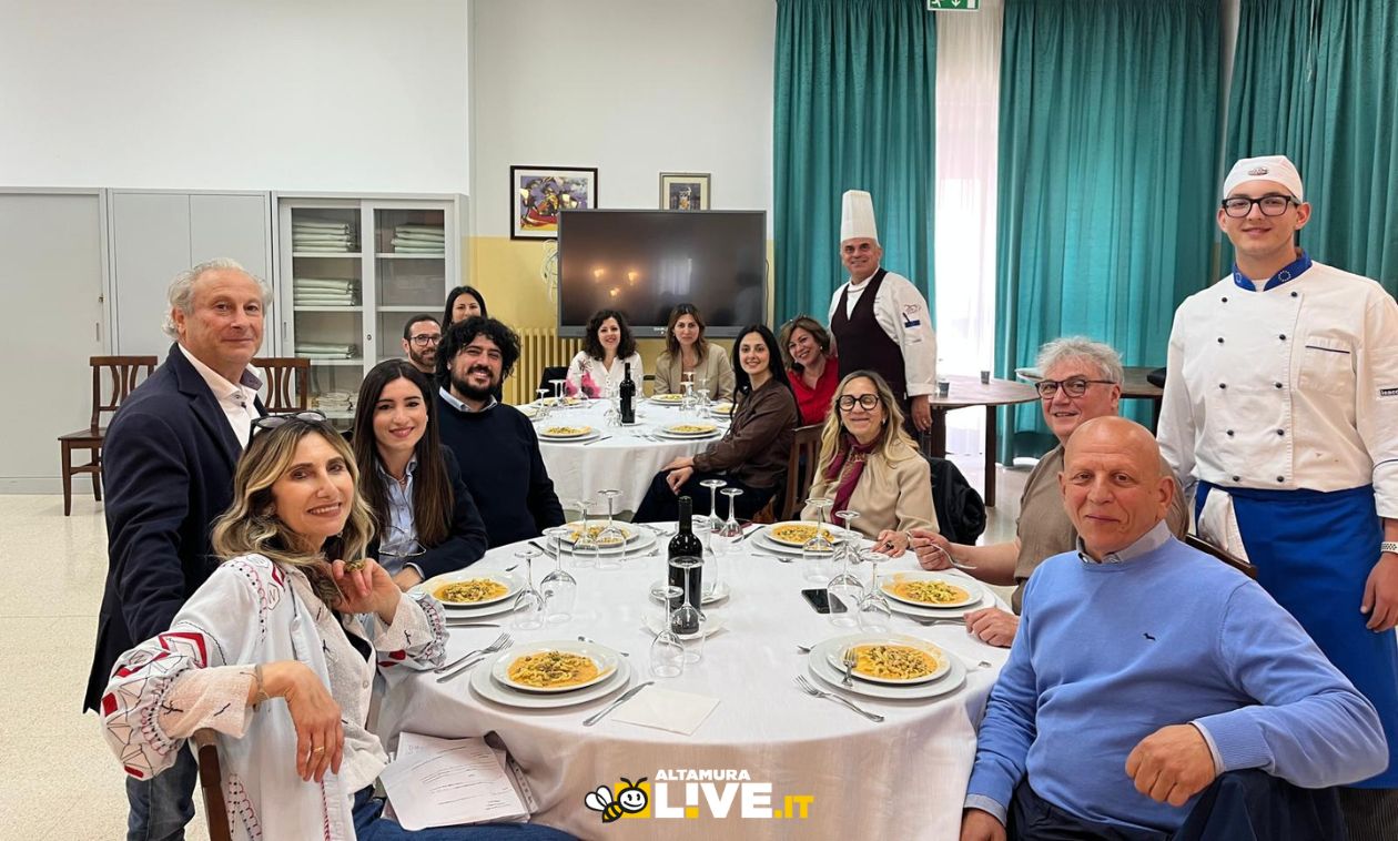 Immagine del post 7203 - Altamura L’I.P. “De Nora-Lorusso” presenta l’evento finale del progetto “AttivaMente Sani” in collaborazione con Puglia Salute - Altamura