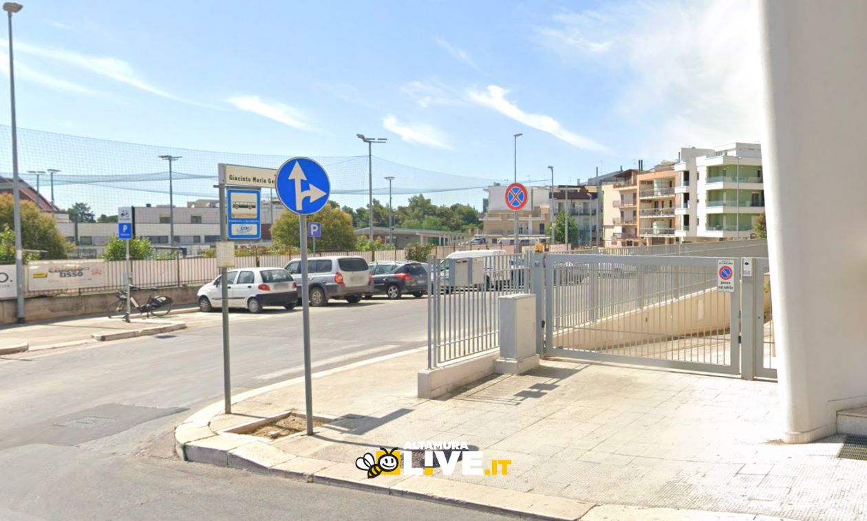 Immagine del post 15065 - Altamura Passi carrabili, Altamura passa al digitale: dal 2 gennaio 2026 solo richieste online - Altamura