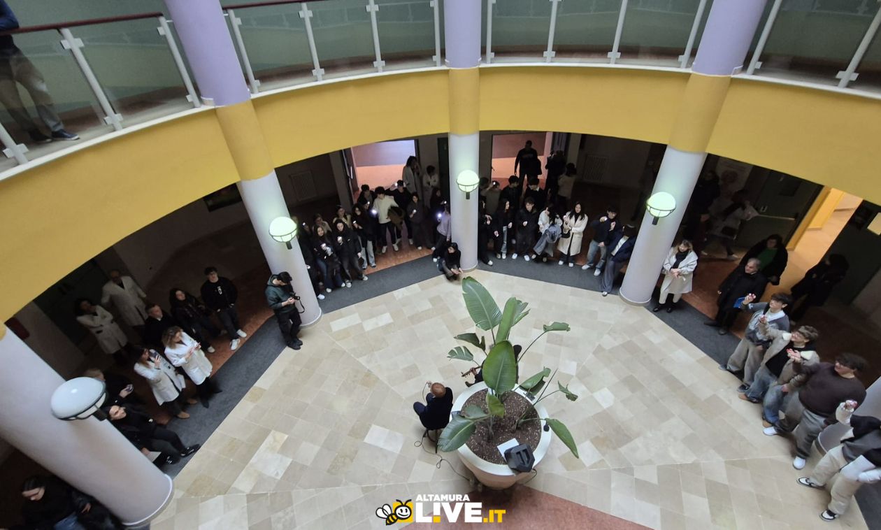 Immagine del post 2257 - Altamura Perinei di Altamura: giornata di sensibilizzazione sul risparmio energetico per gli alunni del Liceo Scientifico - Altamura