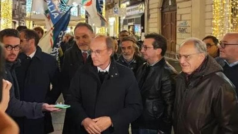 Immagine del post 18913 - Bari Lobuono sferza Forza Italia: “In Puglia, deludenti, è ora di cambiare. Partito chiuso, va riaperto” - Bari