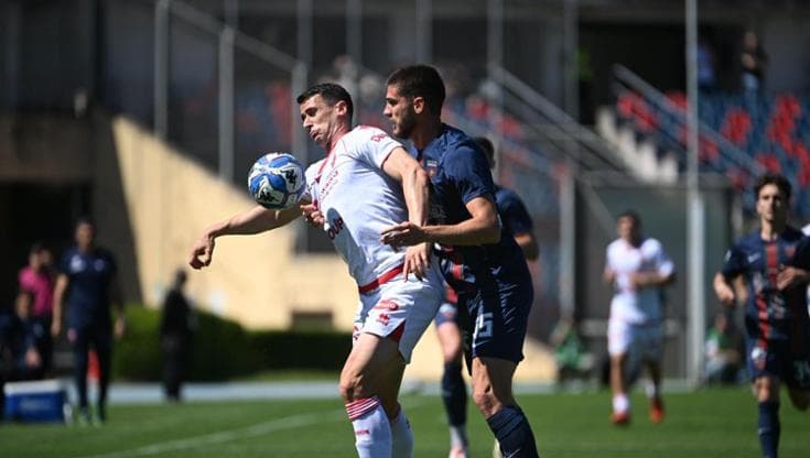 Il naufragio del Bari: perde a Cosenza, ultimo in classifica - Bari