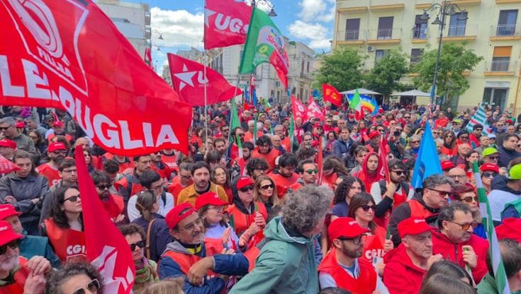 Primo Maggio, sindacati in piazza a Santeremo per vertenza Natuzzi. Decaro: “Lottiamo con loro” - Bari