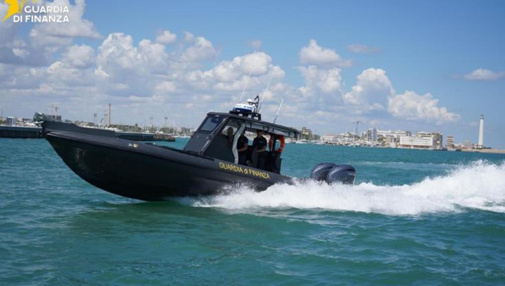 Boat & breakfast, blitz sul turismo in barca a Bari: evasi 670mila euro - Bari