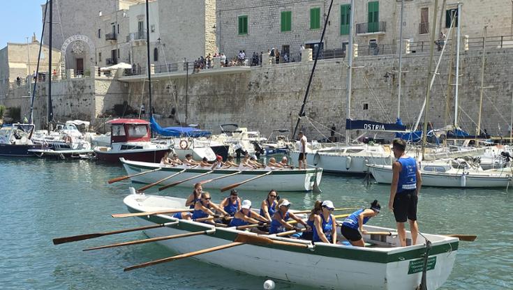 Torna il trofeo dell’Adriatico, a Giovinazzo 320 vogatori e amanti del mare tra sport e divertimento - Bari