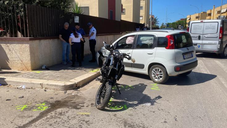 Immagine del post 10317 - Bari Auto contro moto a Conversano, indagati gli autisti dei due mezzi. La vittima aveva 16 anni - Bari