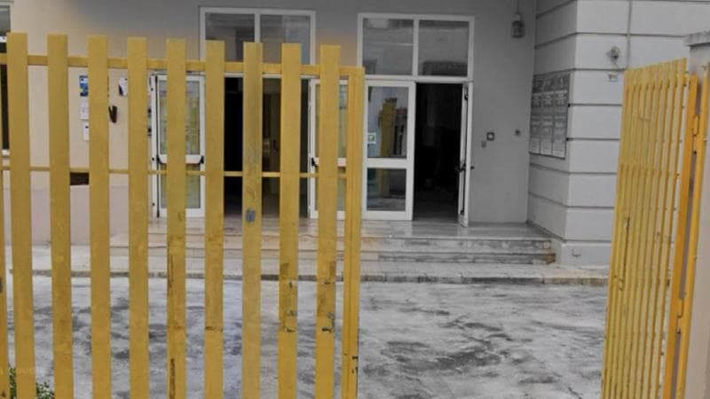Salento, raid a scuola: aule imbrattate con la schiuma degli estintori a pochi giorni da riapertura - Bari