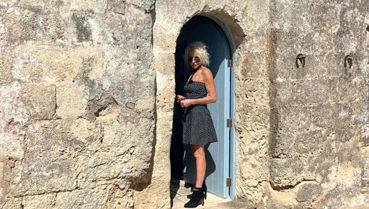 Immagine del post 12241 - Bari "Colonia israeliana in Salento”, imprenditrice denuncia: “Costretta a fermarmi per antisemitismo” - Bari