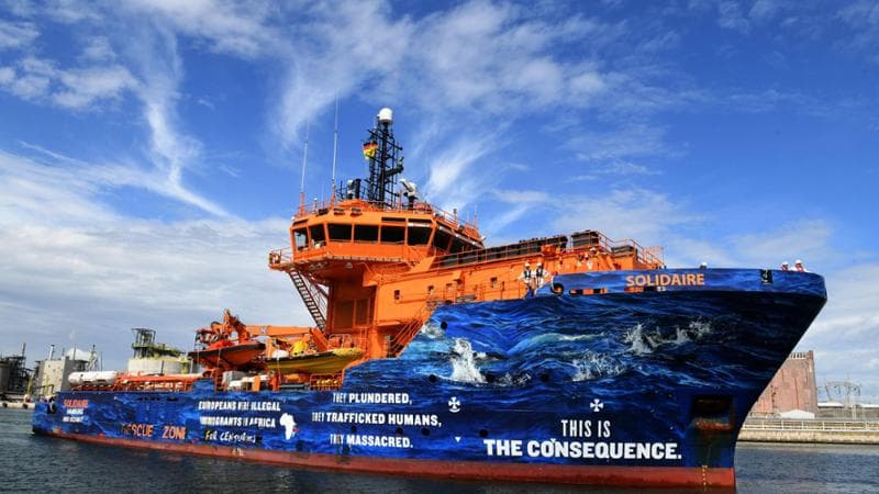 Taranto, attracca al porto la nave della Ong Solidaire: in salvo 21 migranti soccorsi in mare - Bari