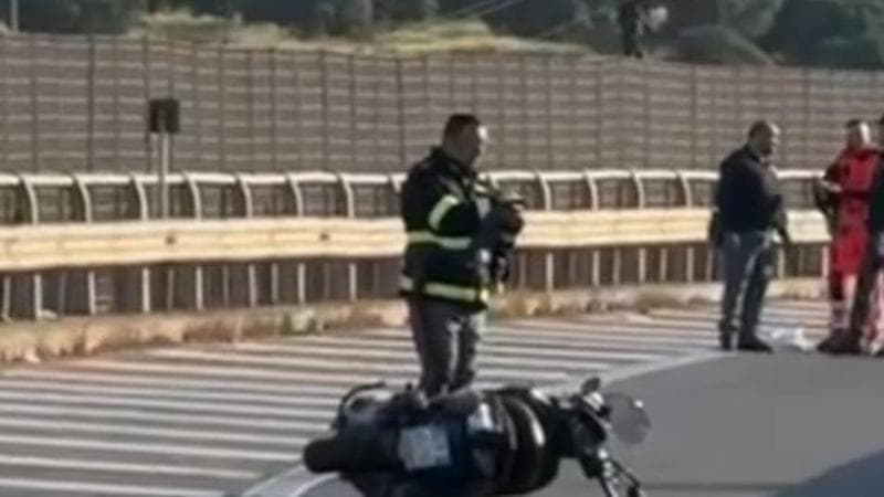 Immagine del post 6683 - Bari Taranto, perde il controllo dello scooter e cade sull’asfalto: muore a 40 anni - Bari