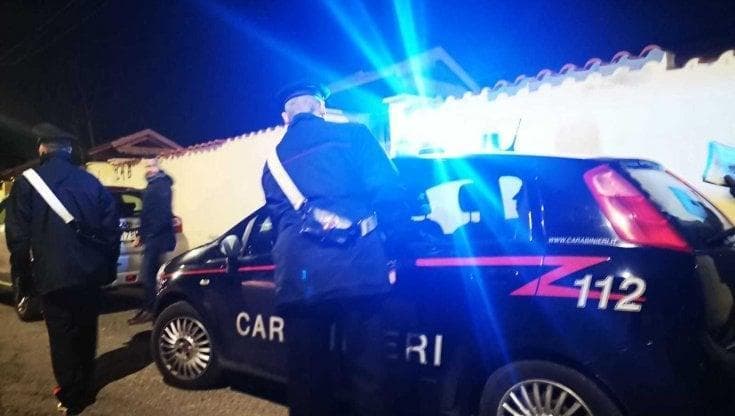 Ubriaco semina panico in due locali di Massafra aggredisce clienti e ferisce carabiniere: arrestato - Bari