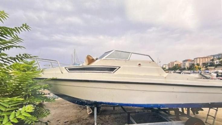 Dispersi in mare a Taranto, l’ipotesi che il motoscafo sia affondato: ricerche anche nei fondali - Bari