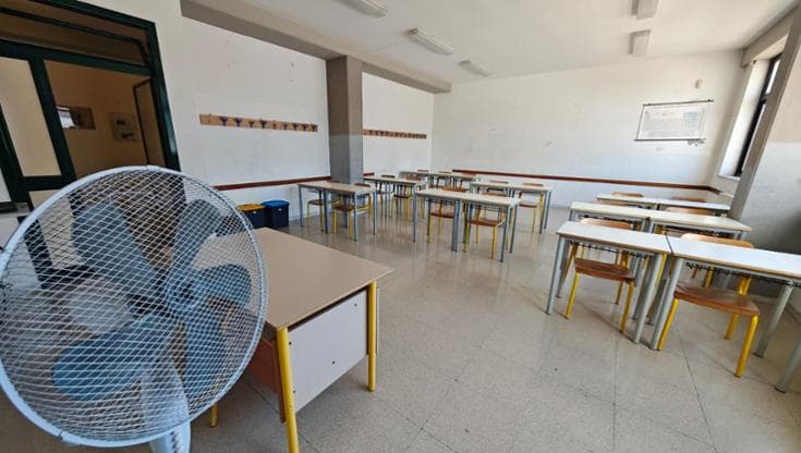 Immagine del post 24499 - Bari “In Salento caldo eccessivo, apertura scuole da rinviare”. Il sindaco di Gallipoli scrive a Decaro - Bari