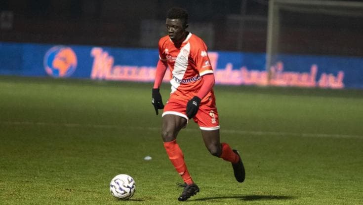 La favola del diciottenne Chec Bebel Doumbia, dalla povertà in Africa ai campi di calcio in Italia - Bari