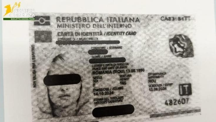 Immagine del post 16741 - Bari False identità di donne create con IA, scoperta truffa all’Inps da 1,4 milioni di euro in Puglia - Bari