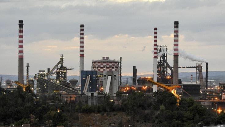 Immagine del post 17787 - Bari Precipita da 15 metri, muore un altro operaio all’ex Ilva di Taranto: “Sciopero immediato” - Bari