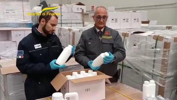 Nel porto di Bari 40 tonnellate di Dormex, fitostimolante vietato in Ue: anticipa crescita frutta - Bari