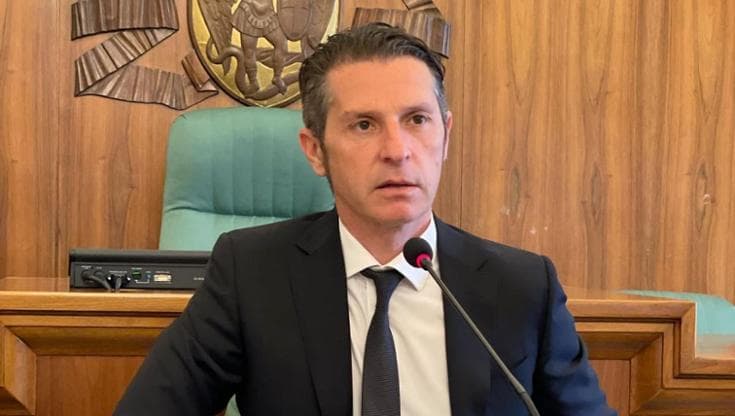 Immagine del post 19016 - Bari Vieste, aggredito il padre del sindaco: “Ennesimo episodio per colpire me”. L’autore già denunciato - Bari