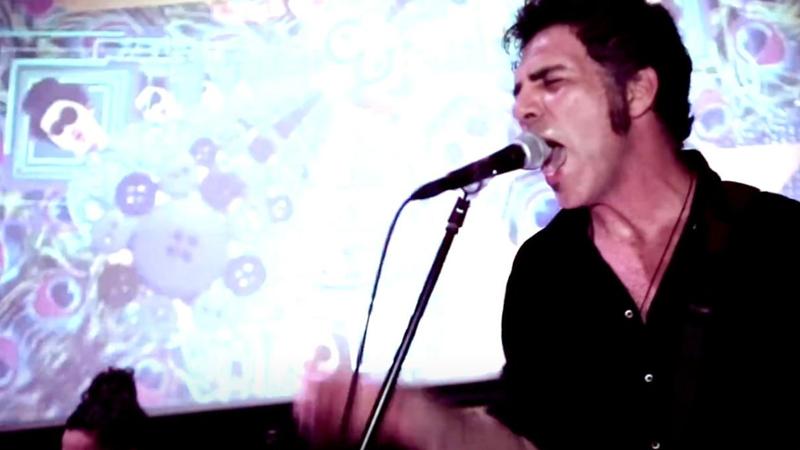 Addio a Claudio Colaianni, Bari piange il musicista morto a 52 anni: “La tua arte vivrà per sempre” - Bari