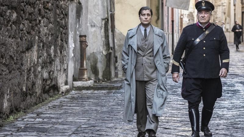 Immagine del post 22347 - Bari Lino Guanciale: “Premiato e felice, torno in Puglia con mia moglie e il nostro piccolo Giacomo” - Bari