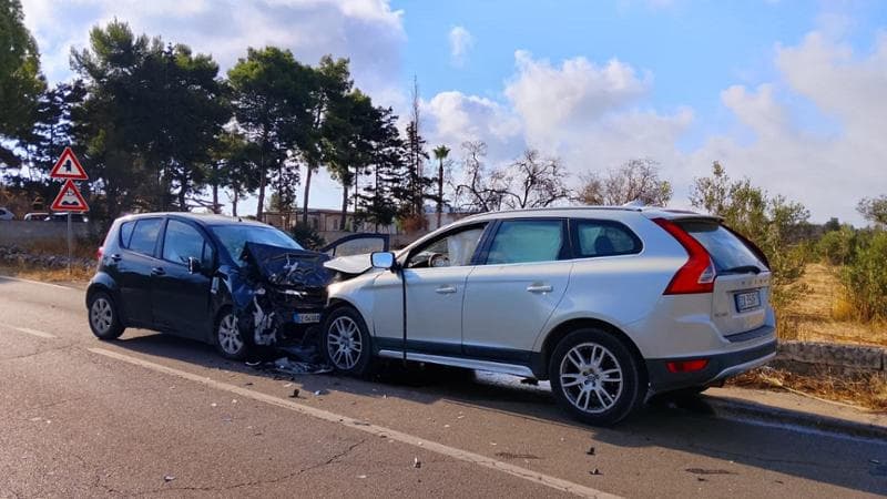 Salento, due incidenti in poche ore: cinque feriti, i più gravi hanno 15 e 19 anni - Bari