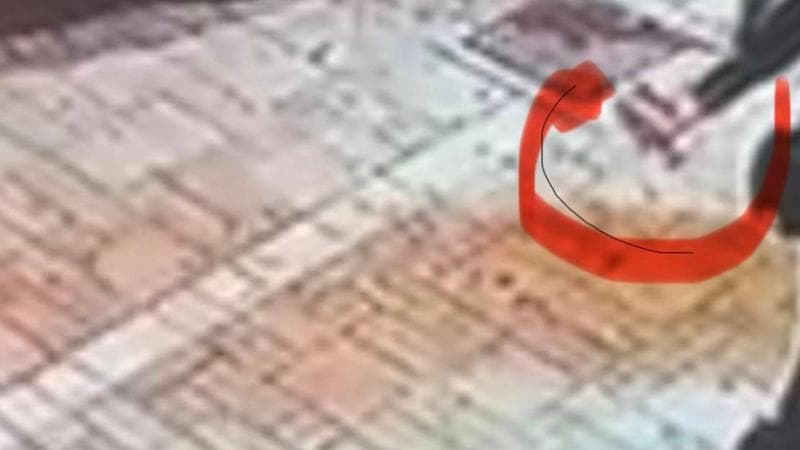 Immagine del post 13404 - Bari Hanno sfregiato con una svastica Porta San Biagio a Lecce, individuati: “Sono tutti ragazzini” - Bari