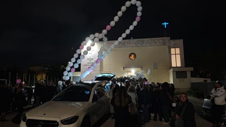 Immagine del post 14579 - Bari “Lavinia ora è luce”. Bari saluta la bimba di tre anni morta per un tumore al cervello - Bari