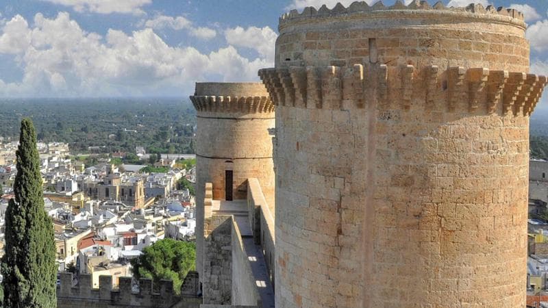 Nozze nei castelli e alberghi nei trulli, in Puglia scatta la corsa ai cambi di destinazione d’uso - Bari