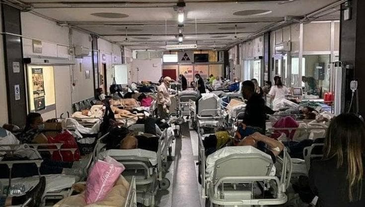 “Giorni duri in pronto soccorso per l’influenza”, sfogo social del direttore del Policlinico di Bari - Bari